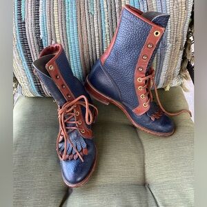 Vintage Justin Roper navy 2 toned Lace-Up Leather lace up boots. Woman’s 4.5